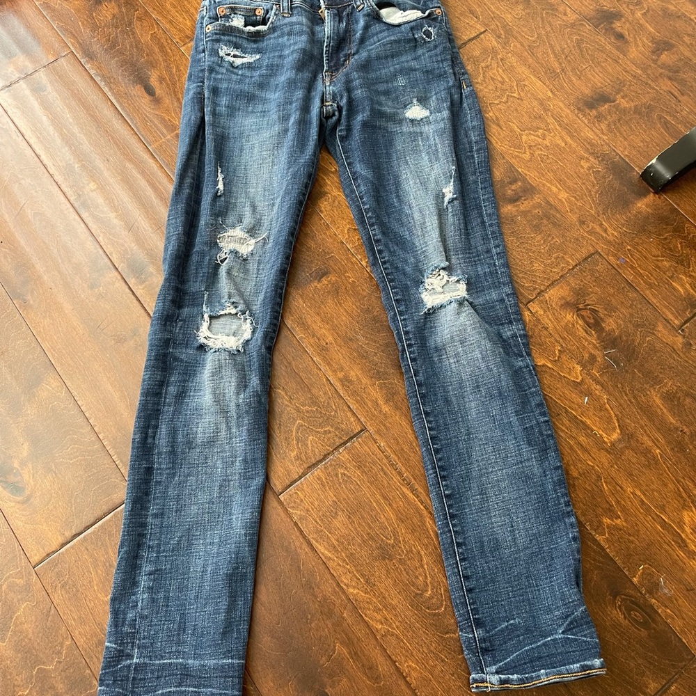 American Eagle Jeans: “NE(X)T LEVEL FLEX